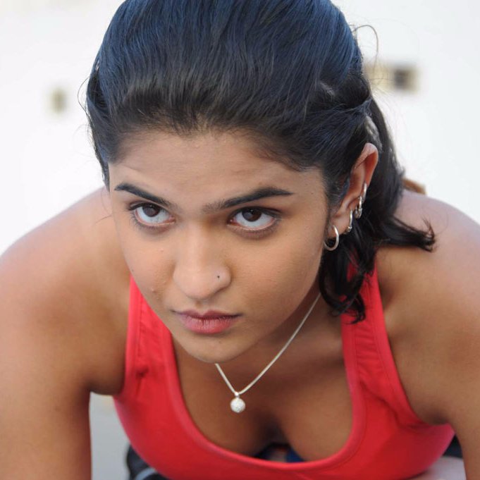 681px x 681px - Deeksha Seth Height, Weight, Age, Stats, Wiki and More