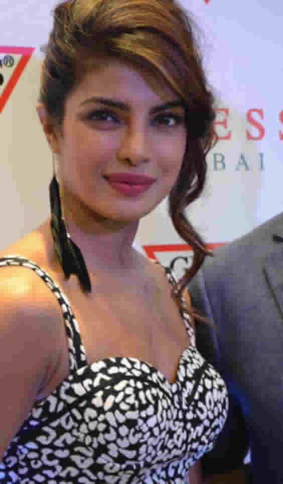 Priyanka Chopra bollywood heroine